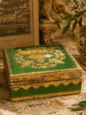 Vintage Large Italian Florentine Hand-Painted Carved Wooden Jewelry Box